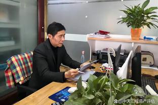 皮奥利谈换下吉鲁莱奥：换人是为让球队变更强 想夺冠就要守纪律